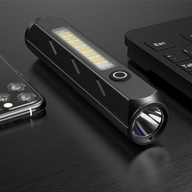 Powerful SST40 LED 21700 TYPE- - Edc (Every Day Carry 评论和价格